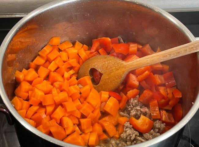 Bauerntopf Paprika braten Bauerntopf Paprika braten