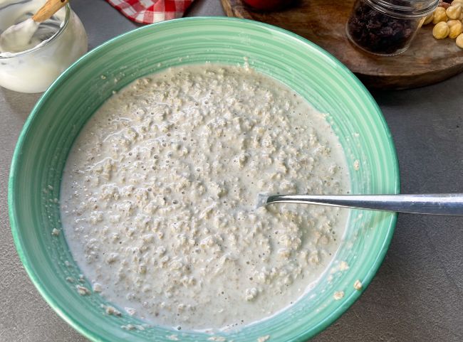 Bircher Müsli mit Haferflocken Bircher Müsli mit Haferflocken