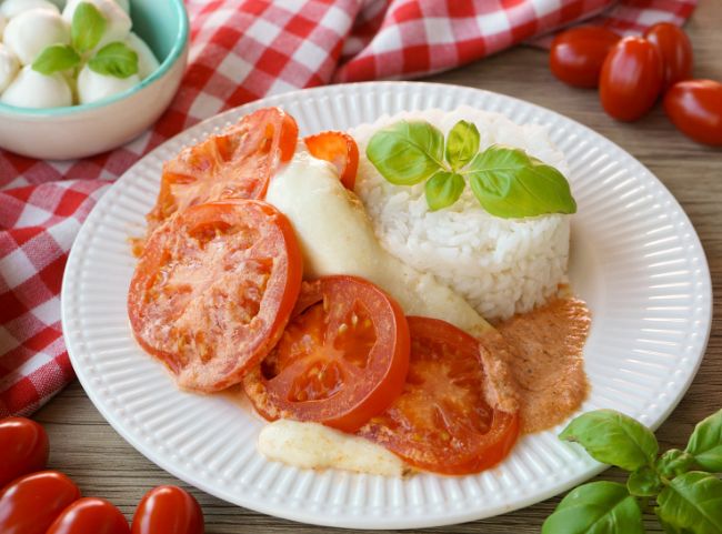 H&auml;hnchen Caprese
