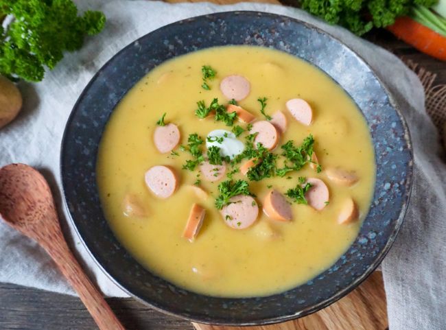 Kartoffelsuppe mit W&uuml;rstchen