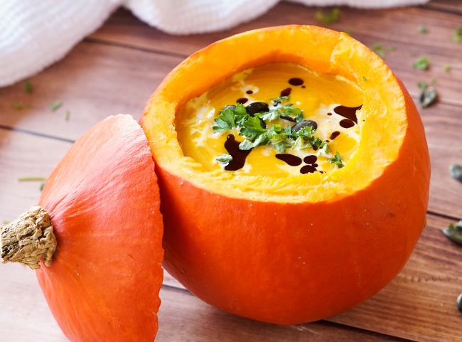 K&uuml;rbissuppe