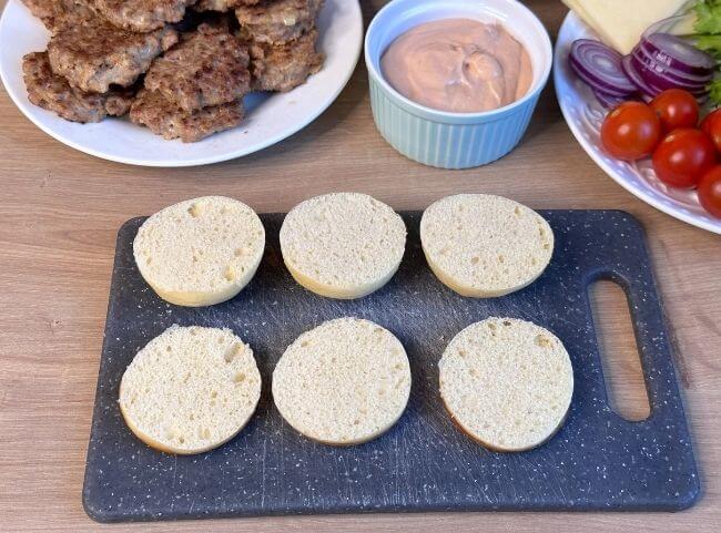 Mini-Burger belegen Mini-Burger belegen