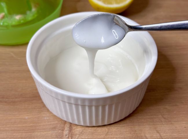Zuckerguss - perfekte Konsistenz Zuckerguss - perfekte Konsistenz